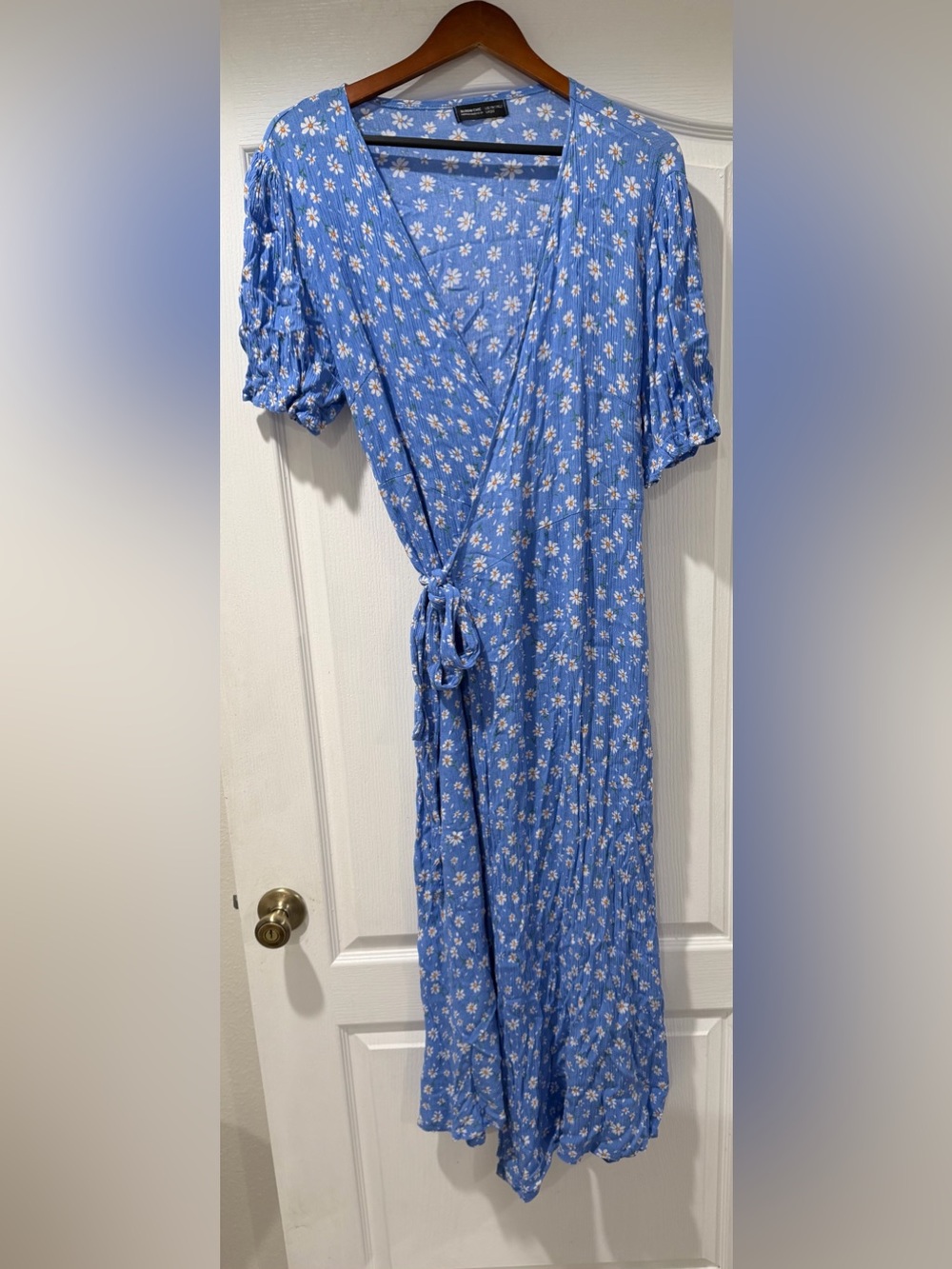 Bloomchic Women’s Blue Floral Wrap Midi Dress - Lightweight Summer Style size 16